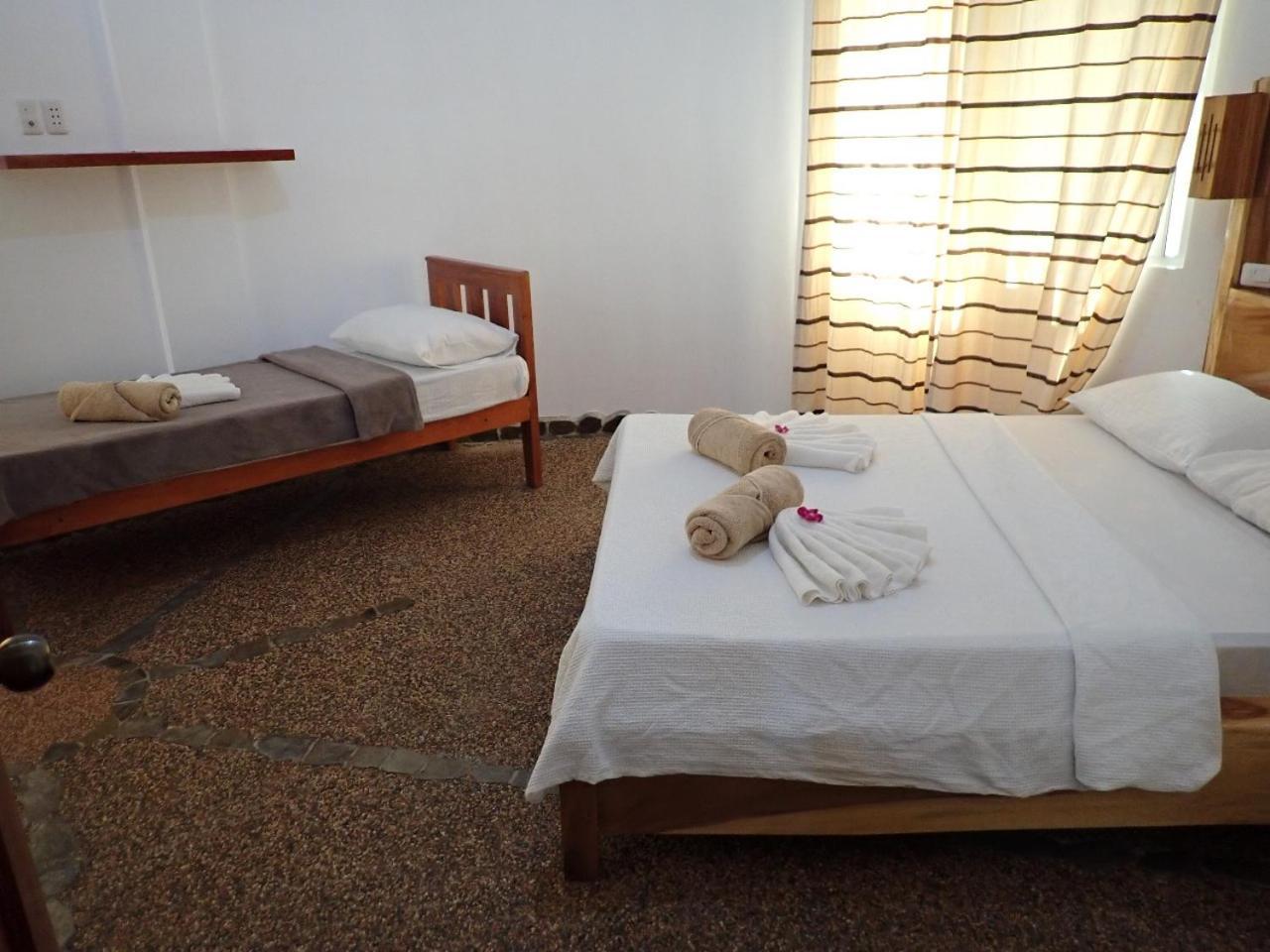 White Chocolate Hills Resort Zamboanguita  Екстер'єр фото