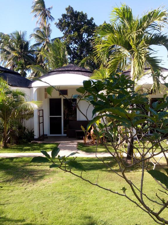 White Chocolate Hills Resort Zamboanguita  Екстер'єр фото